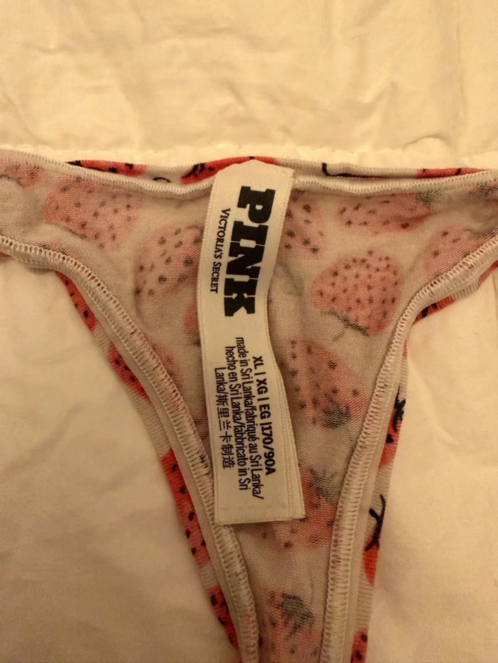 Victoria Secret Bundle - Picture 6 of 7